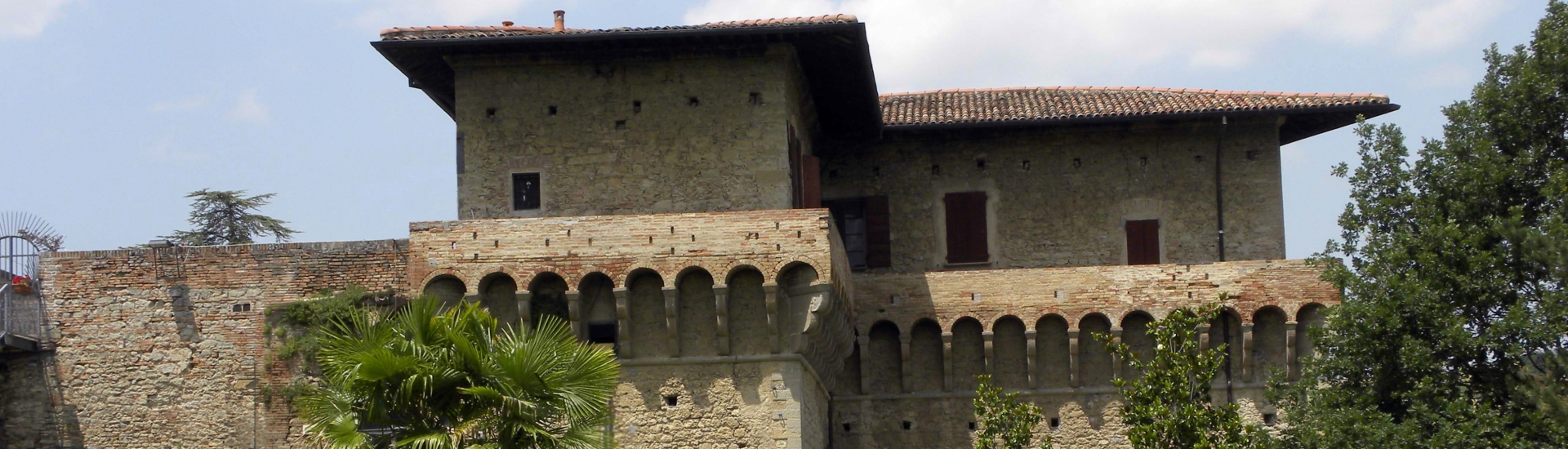 Castello del Capitano delle Artiglierie - Facade of the Castle photo credits: |Personale| - Referente della Struttura